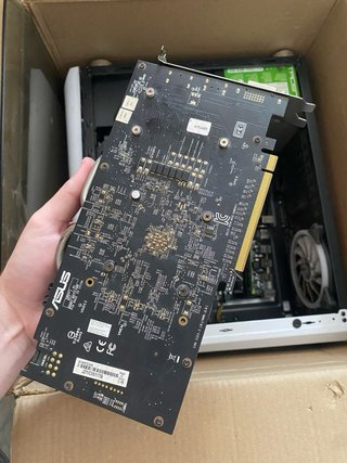 Tarjeta Gráfica ASUS RX 570 4GB