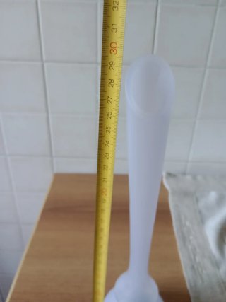 Vaso in vetro bianco