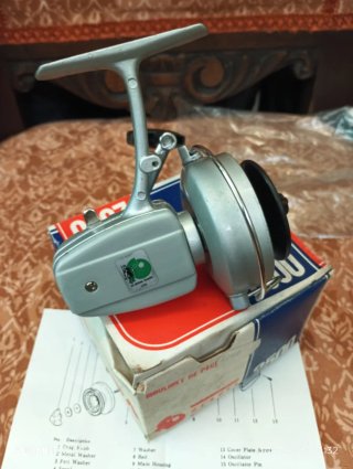 Carrete de pesca GLADIA 2500
