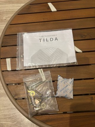 Tavolo da giardino rotondo in acciaio e legno Tilda
