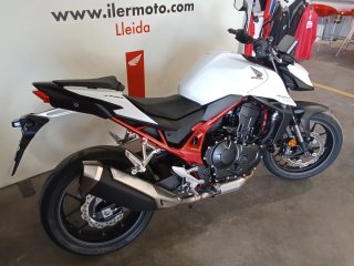 Honda Hornet 750 2025 Roja/Blanca