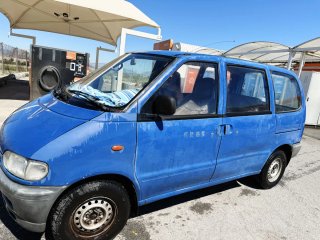 Nissan Serena 1997