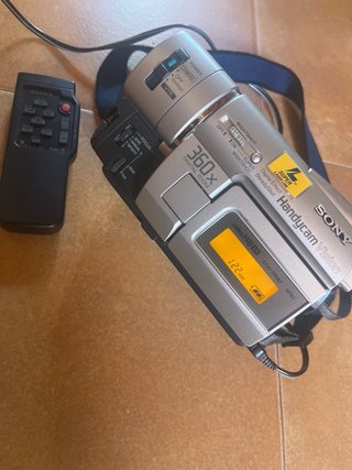 Videocámara Sony Handycam Vision CCD-TRV87 Hi8