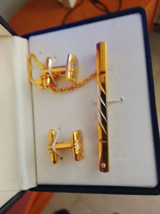 Gemelos dorados
