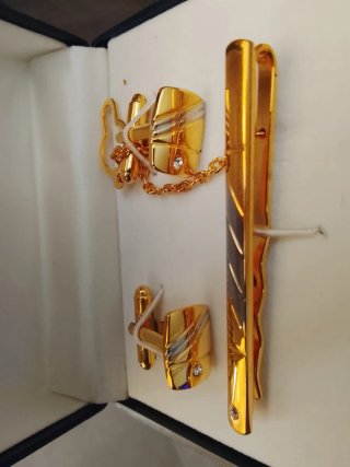 Gemelos dorados