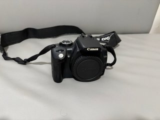 Fotocamera Canon reflex + obiettivi