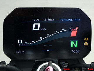 BMW F 900 R