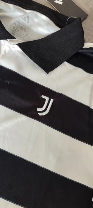 Camisola Juventus  Listrada Manga Longa