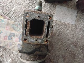 Colector y Codos Mercruiser 5.7