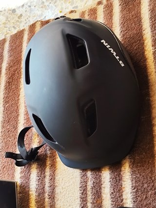 Patinete Eléctrico + Cargador y Casco