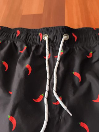 Bañador chico estampado chiles
