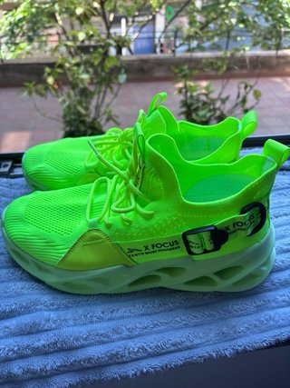 Zapatillas súper ligeras