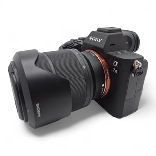 CAMARA SONY ALPHA 7 III + OBJETIVO SONY 28-70MM + CAJA