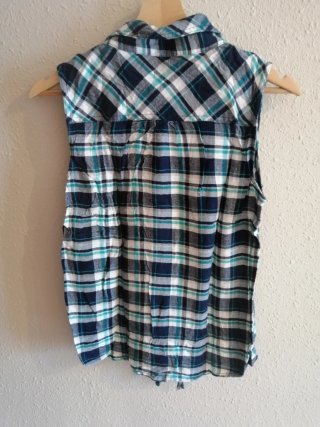 Camisa cuadros Bershka sin mangas Talla M.
