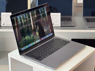 MacBook Pro i7 / 16 Gb / 500 SSD - GARANTIA