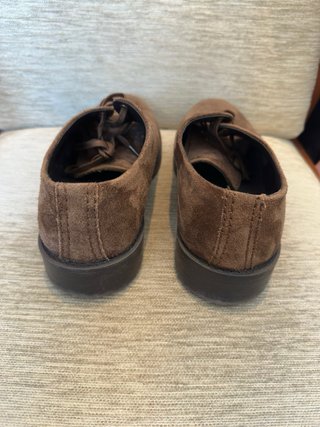 Zapatos de ante marrón Doppelgänger