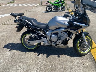 Yamaha FZ6 Fazer