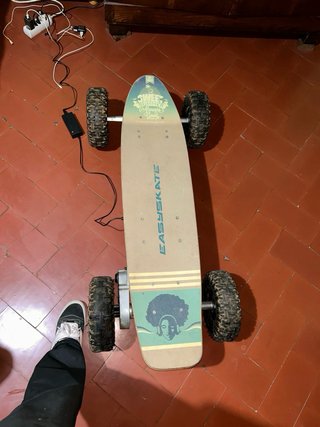 Longboard Eléctrico Todoterreno 900W