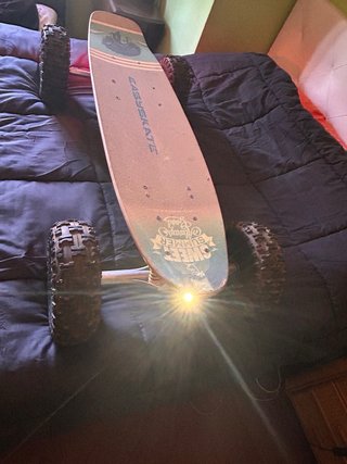 Longboard Eléctrico Todoterreno 900W