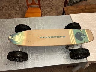 Longboard Eléctrico Todoterreno 900W