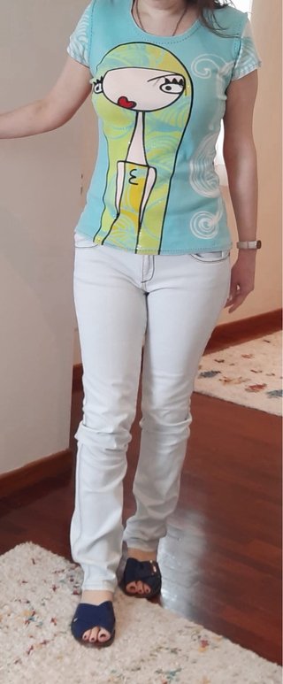 Camiseta Paramita y pantalón Lois de algodón