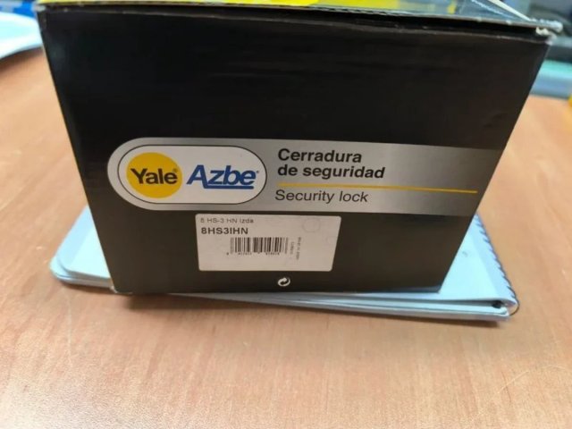 CERRADURA SOBREPONER SEGURIDAD AZBE