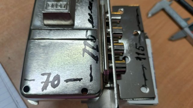 CERRADURA SOBREPONER SEGURIDAD AZBE