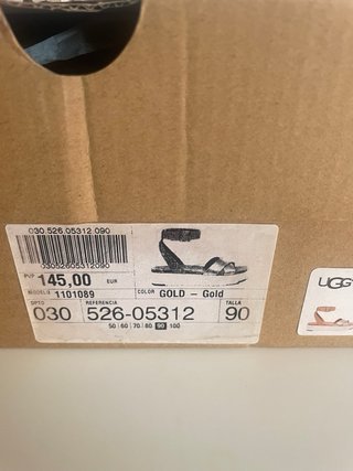 Sandalias UGG Beige y Doradas