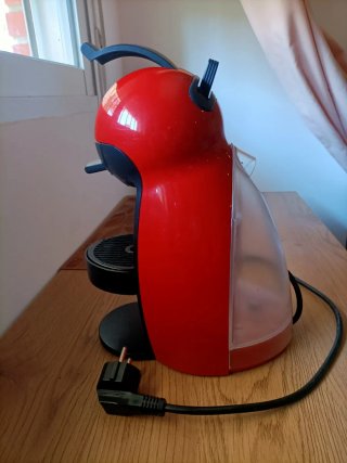 Macchina da caffè Dolce Gusto Krups rossa