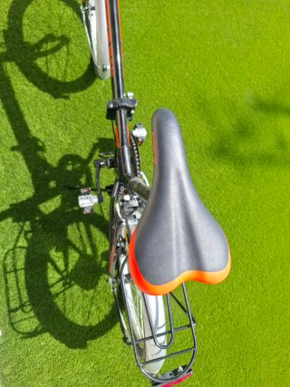 Bicicleta Plegable Negra.Solo un par de usos.