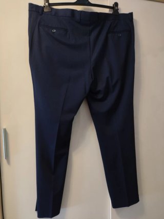 Traje de hombre azul