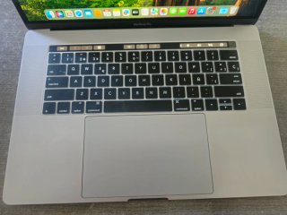 MacBook Pro 15 2019 i7