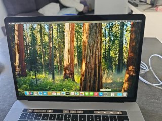 MacBook Pro 15 2019 i7