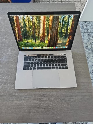 MacBook Pro 15 2019 i7