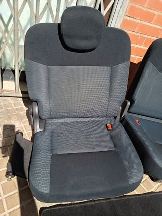 Asientos Traseros Nissan NV200 Evalia