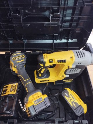 Kit taladro perforador y atornillador DEWALT