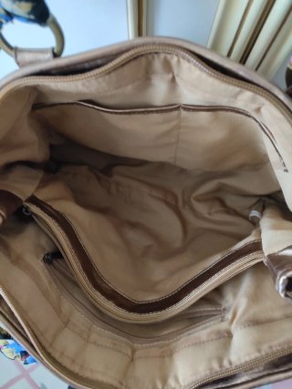 Borsa donna color oro con foulard