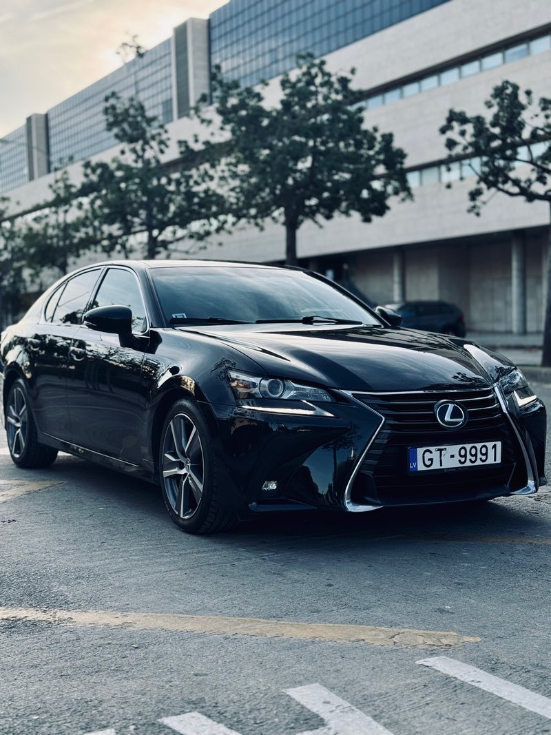 Lexus GS - foto 1
