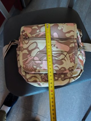 Bolso bandolera Reebok floral