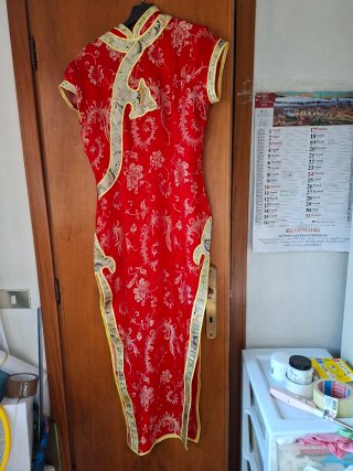 Vestito cinese tradizionale rosso taglia M