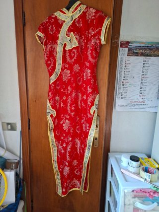 Vestito cinese tradizionale rosso taglia M