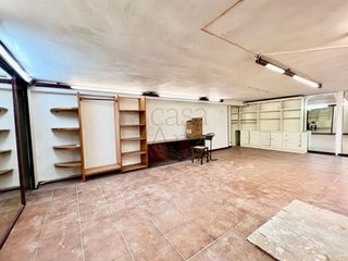 Local comercial en venta en San Pedro de Deusto-La Ribera en Bilbao