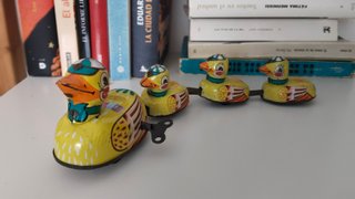 Juguete antiguo de hojalata, juguete vintage