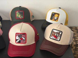 Gorras Trucker Dragon Ball, Naruto, Looney Tunes