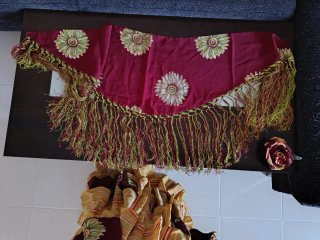 Traje de Flamenca COMPLETO + Mantoncillo + Enagua