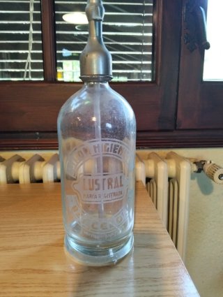 Sifón Lustral antiguo