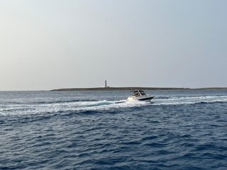 Barco MANO MARINE 24.50