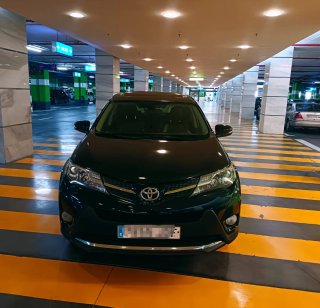 Toyota RAV4 2015