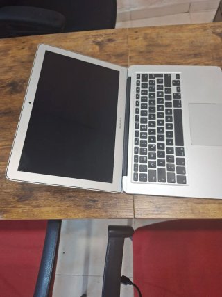 MacBook Air Plata 13" 2015