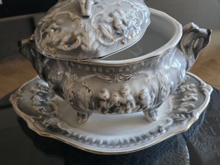 SELLO. Sopera Vintage con Bandeja
